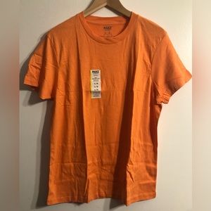Unisex t.shirt crewneck pull over soft 100% cotton short sleeves orange. Large